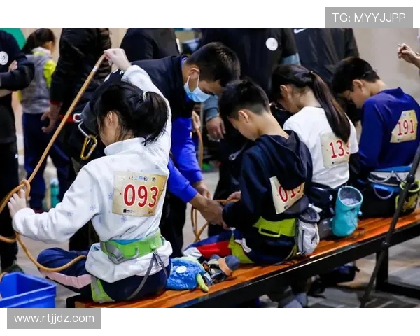 成都排球队在锦标赛中的战术意识与团队协作表现分析