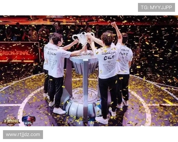 李强在英雄联盟中的成长与挑战深度对话探索电竞人生的精彩瞬间