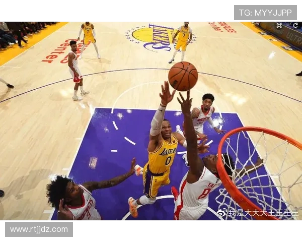 太阳与鹈鹕主场对决谁能占据优势分析与预测