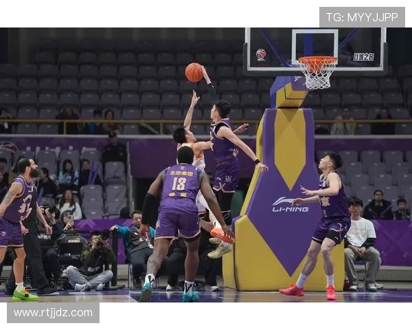 北京篮球队在邀请赛中的状态分析与表现评估